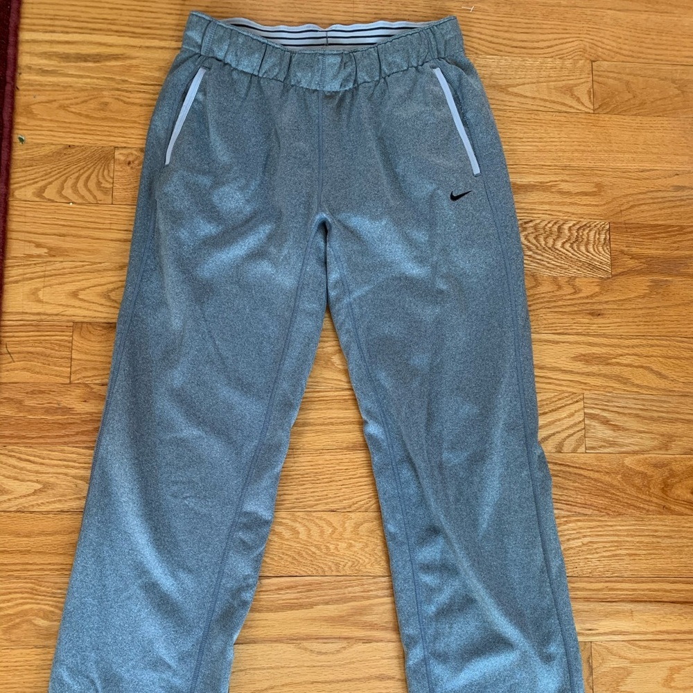 Nike Dri fit gray sweatpants